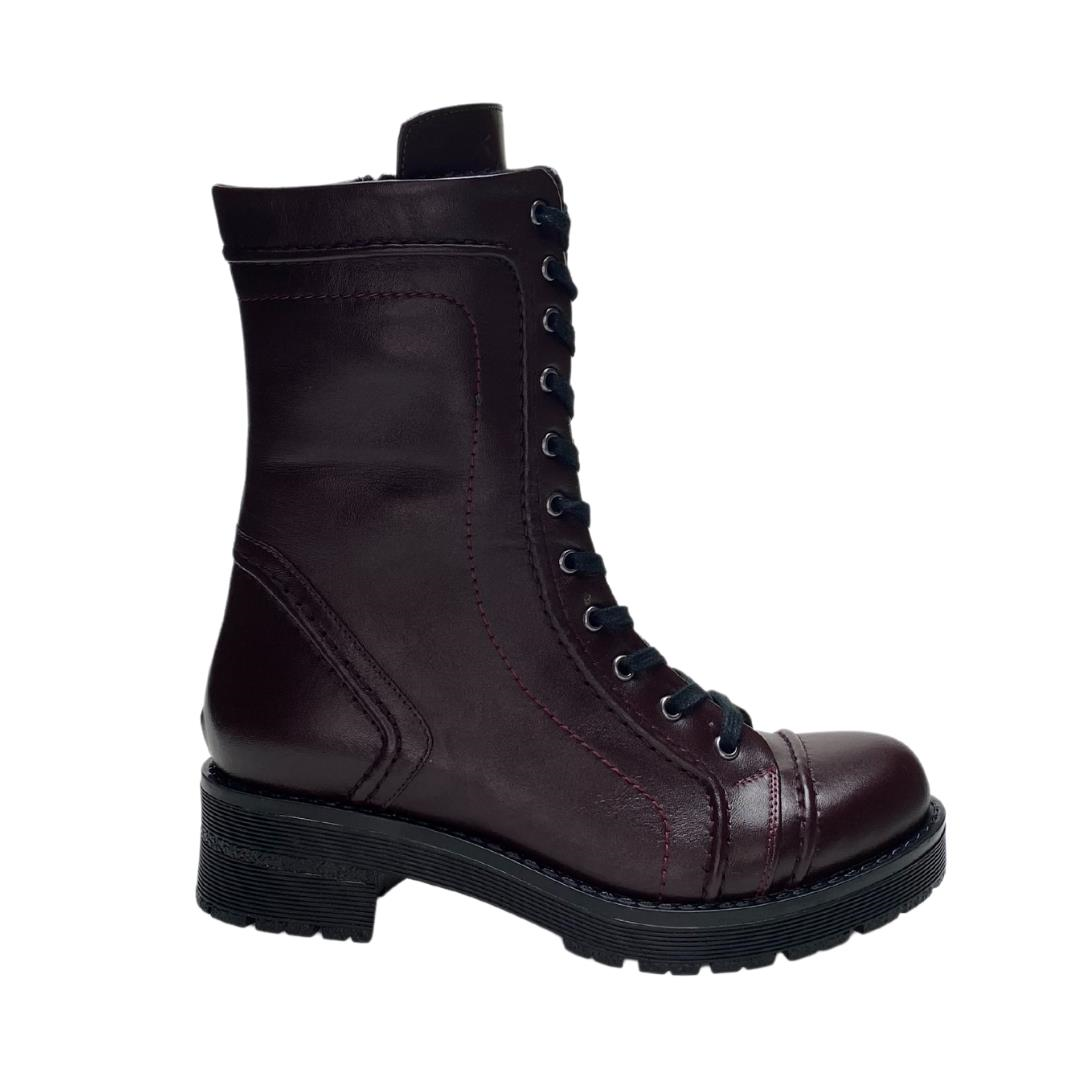 Bordo Kadın Postal Bot