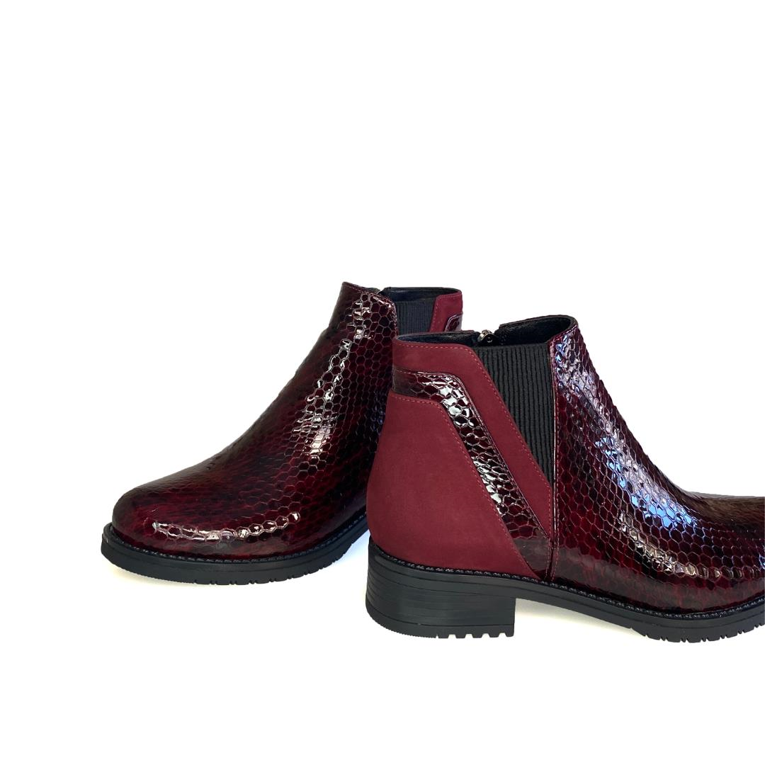 Bordo Python Baskı Kadın Günlük Bot