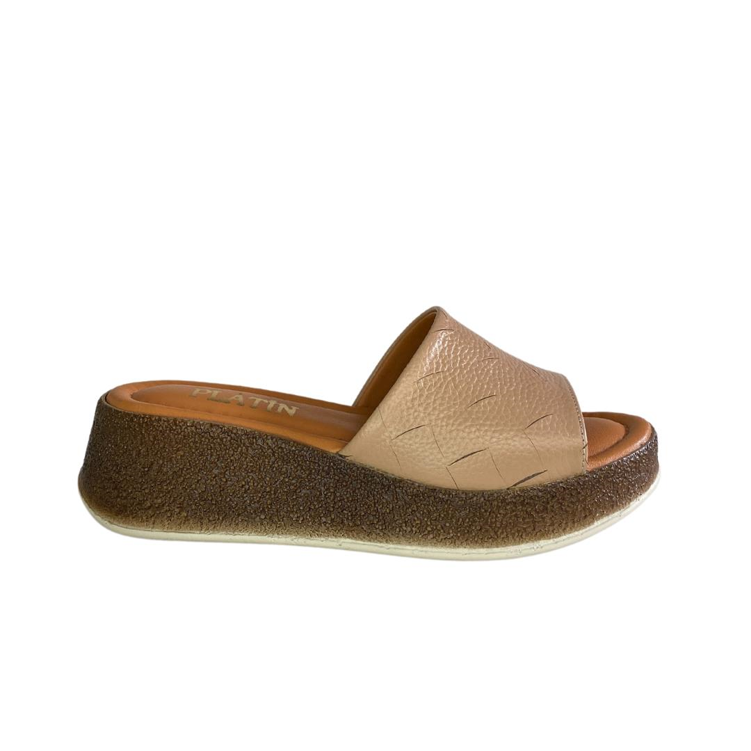 Nude Kadın Terlik