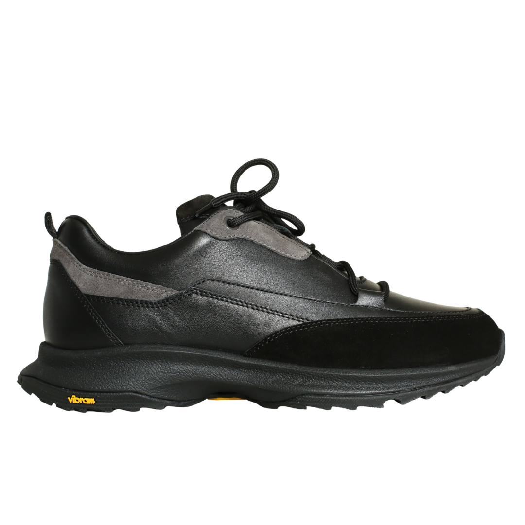 Siyah Deri Bağcıklı Vibram Taban Sneaker