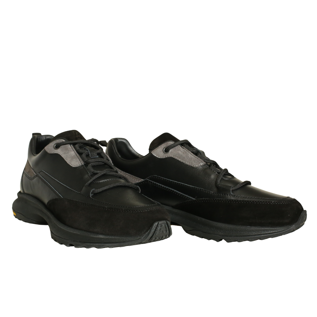 Siyah Deri Bağcıklı Vibram Taban Sneaker