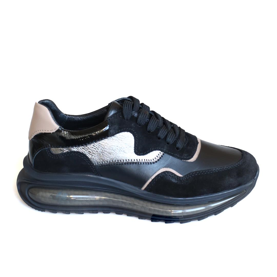 Siyah Deri Kadın Sneaker