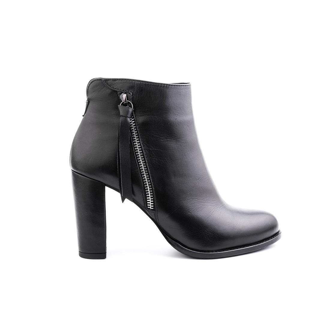 Siyah Fermuarlı Kadın Topuklu Bot