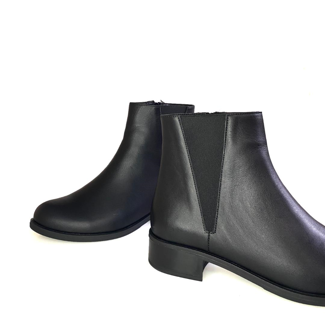 Siyah Kadın Bot