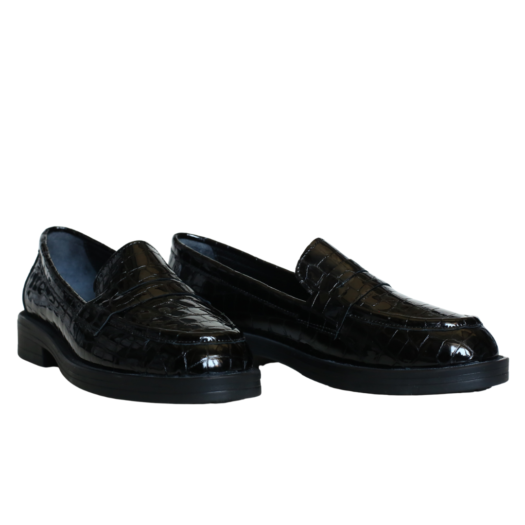 Siyah Kroko Rugan Kadın Loafer