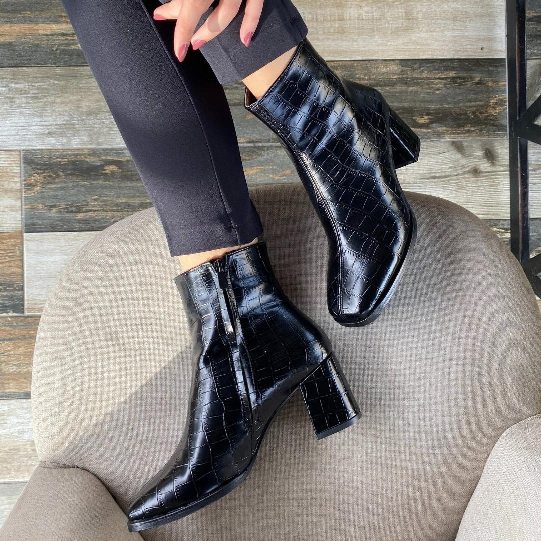 Siyah Python Baskı Kadın Topuklu Bot