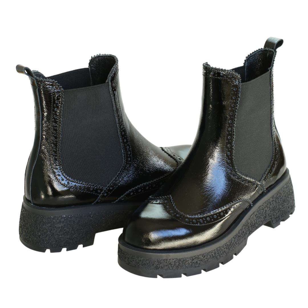 Siyah Rugan Deri Kadın Bot