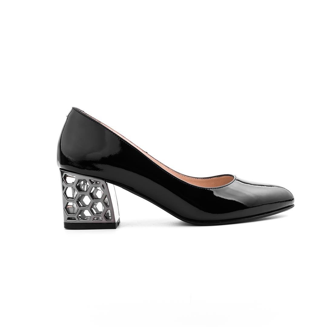 Siyah Rugan Kadın Klasik Topuklu Ayakkabı