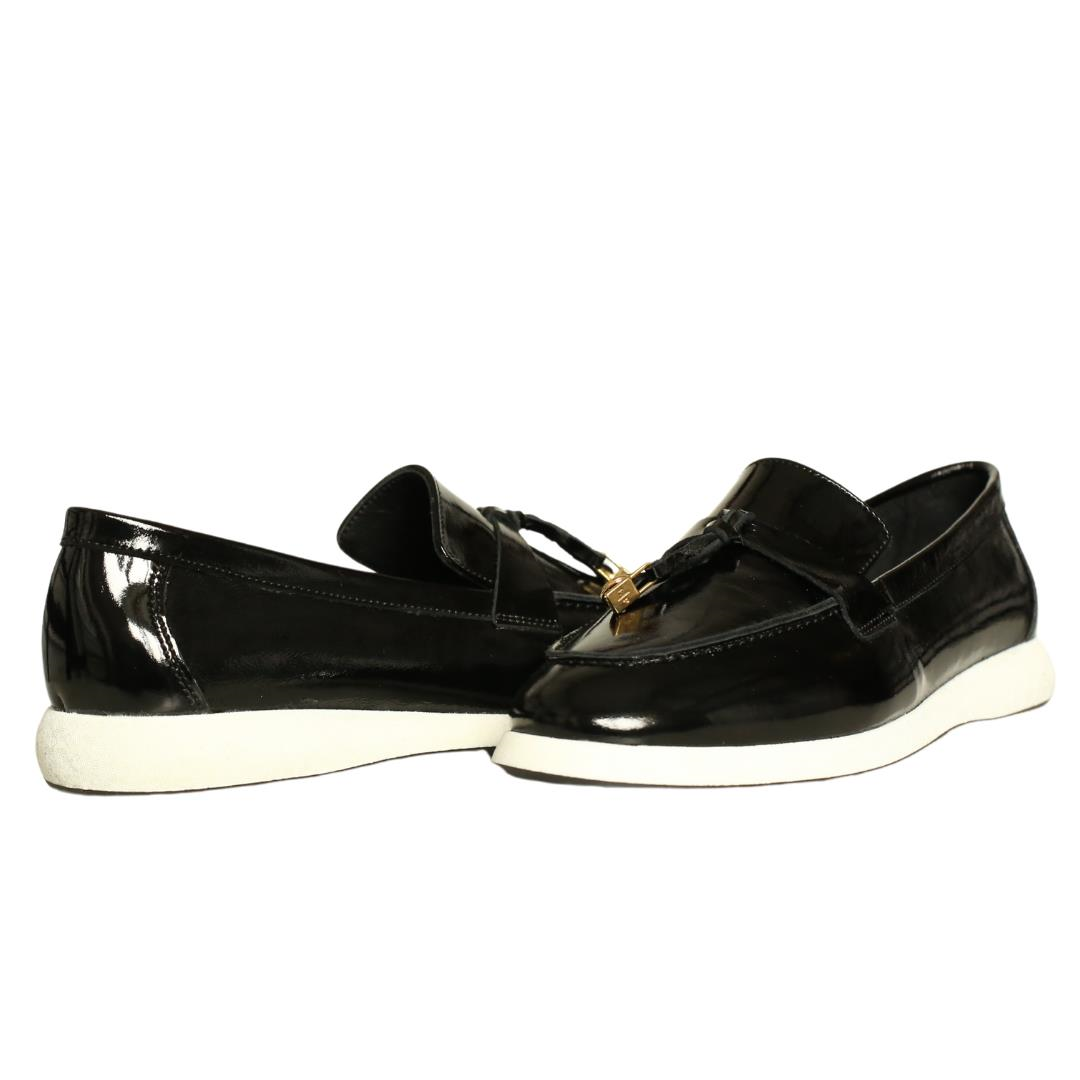 Siyah Rugan Tokalı Kadın Loafer