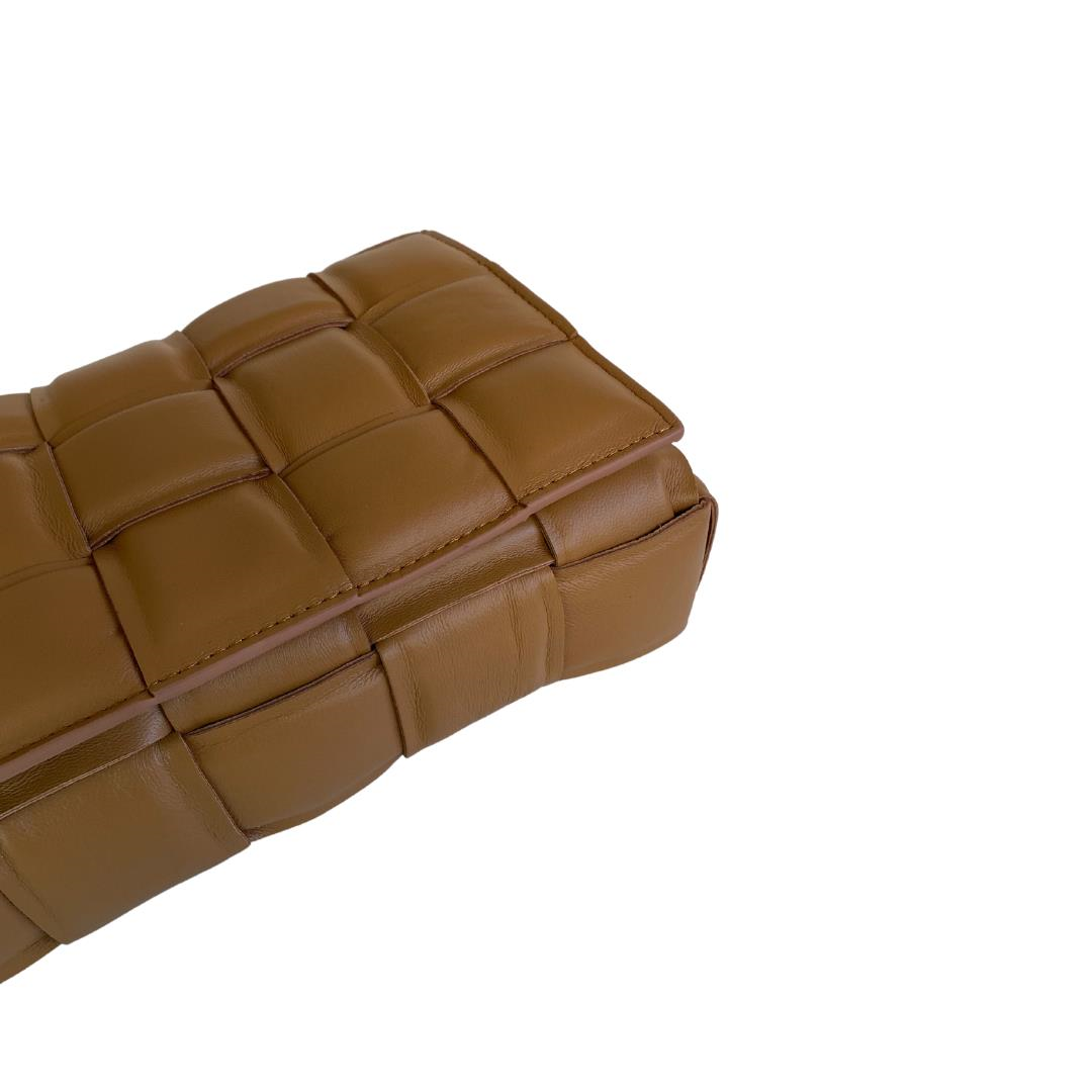 Taba Kadın Çapraz Askılı Çanta