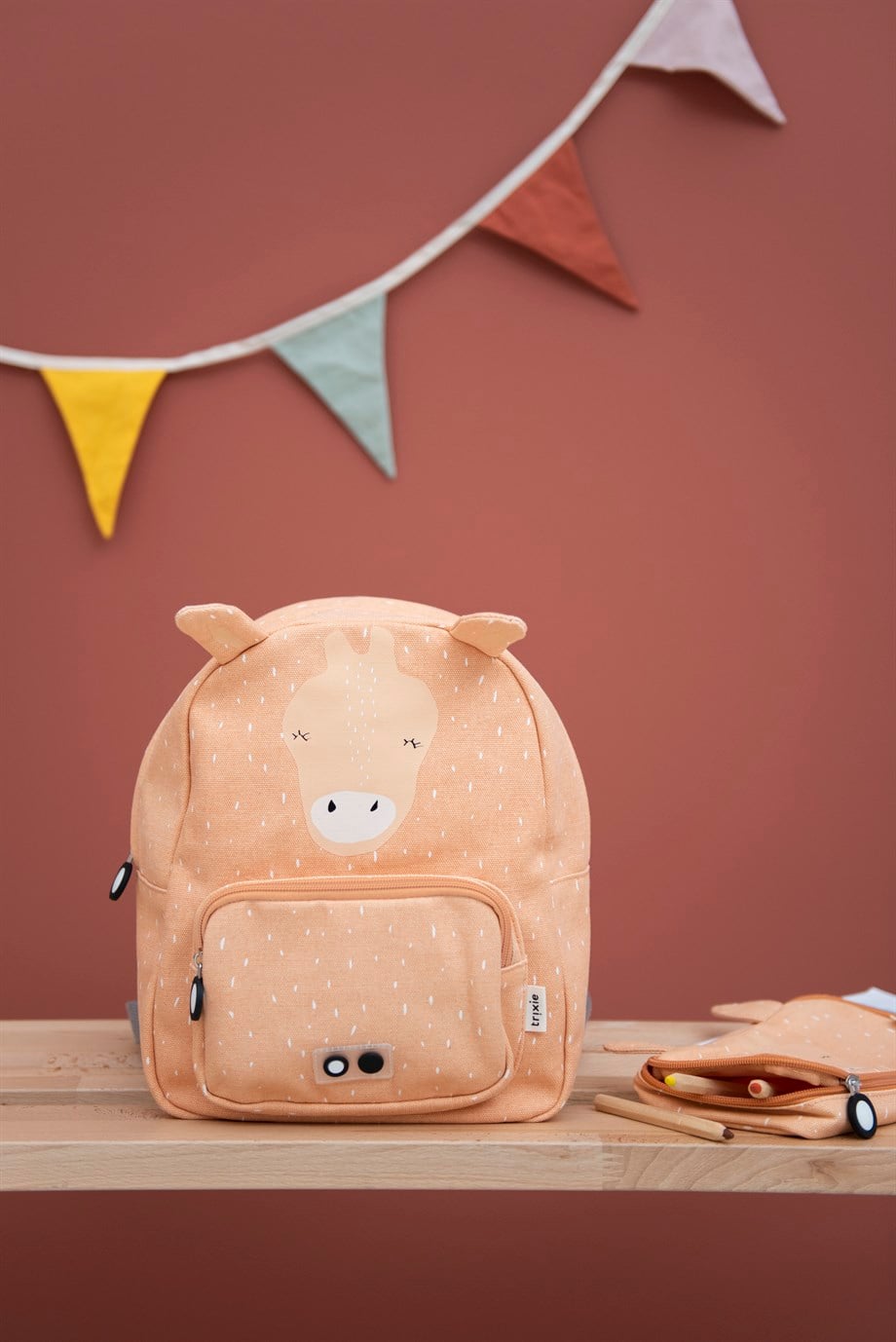 90-204 | Backpack - Mrs. Giraffe