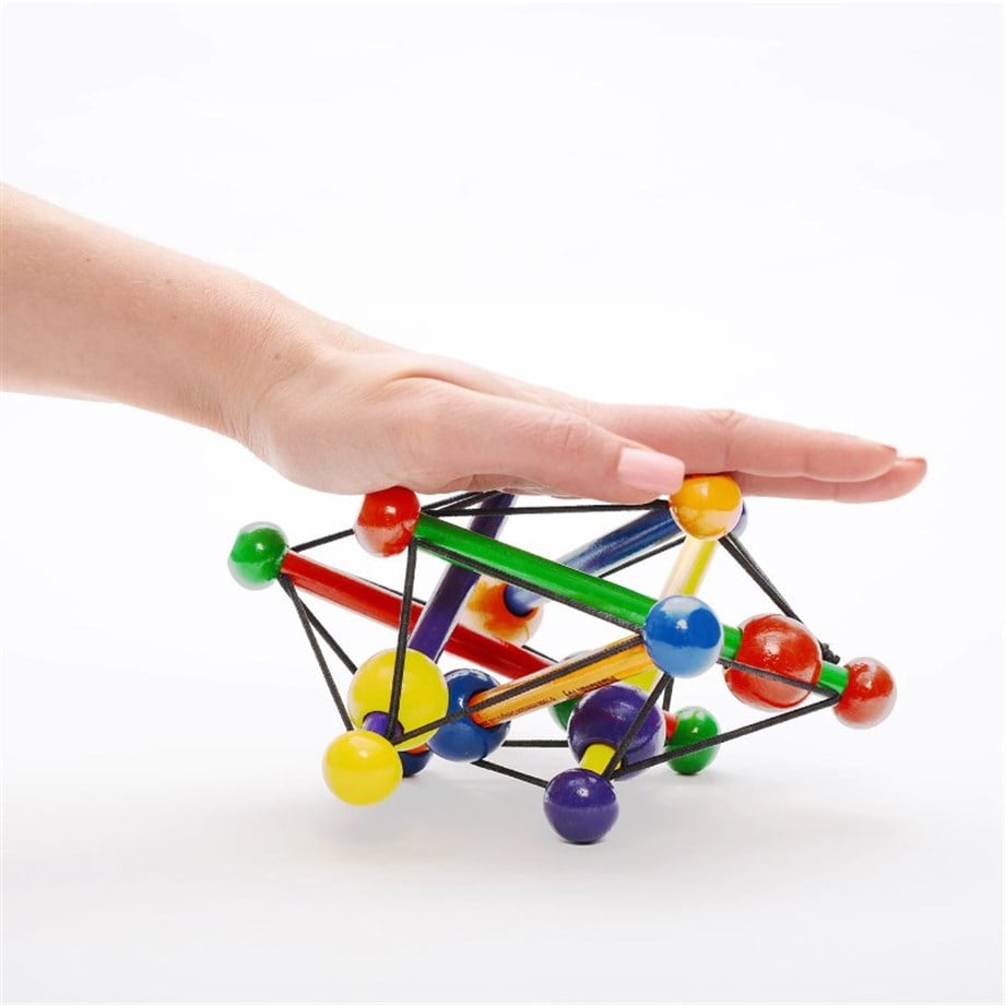 Manhattan Toy Skwish Ahşap Çıngıraklı Diş Kaşıyıcı - Siyah 