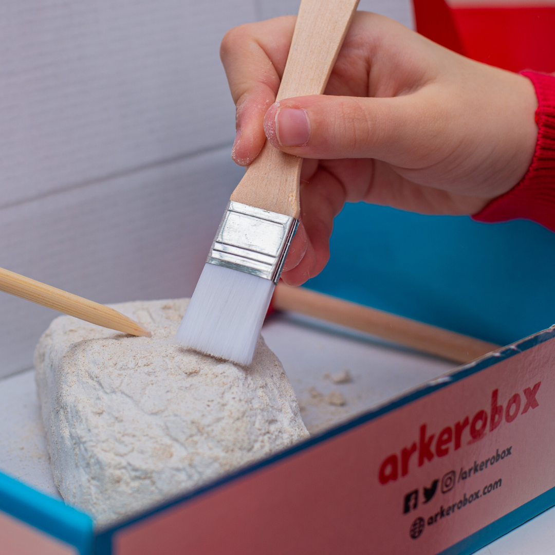 Stonehenge - Educational Dig Kit