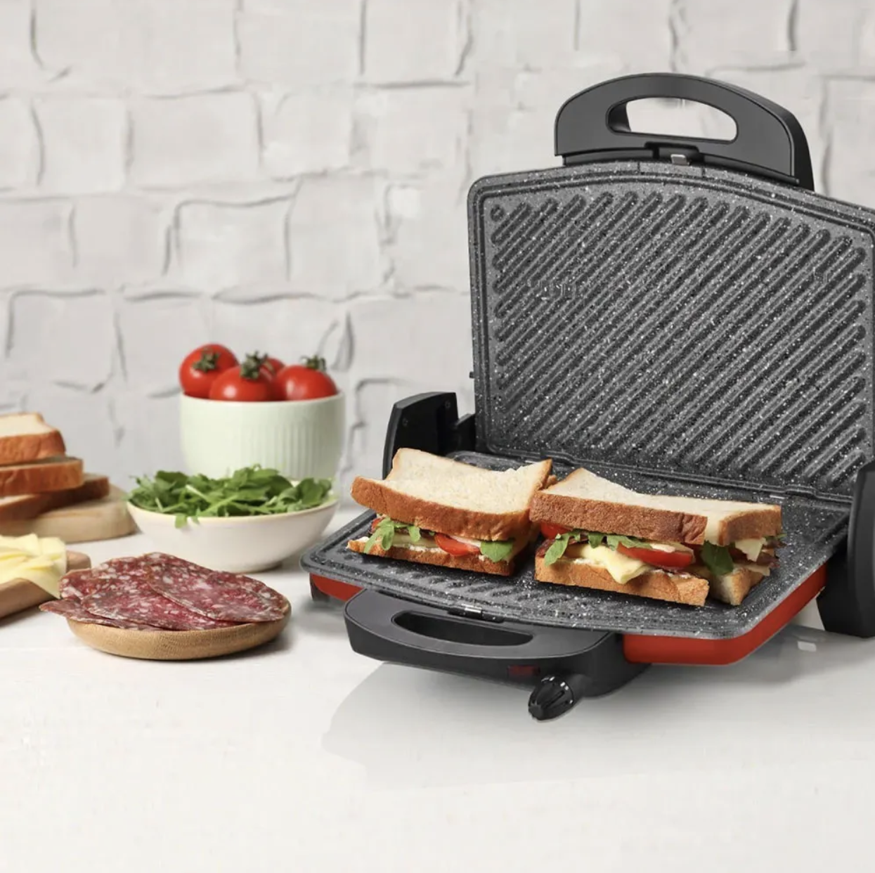 GOLDMASTER GM-7449K GURMEX KIRMIZI TOST MAKİNESİ