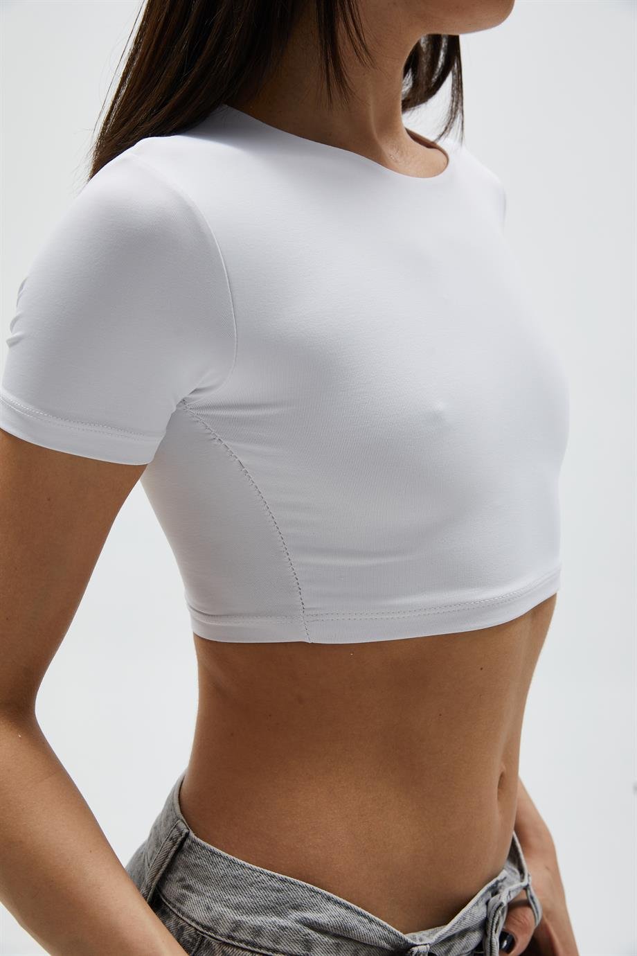 Beyaz Bisiklet Yaka Basic Top