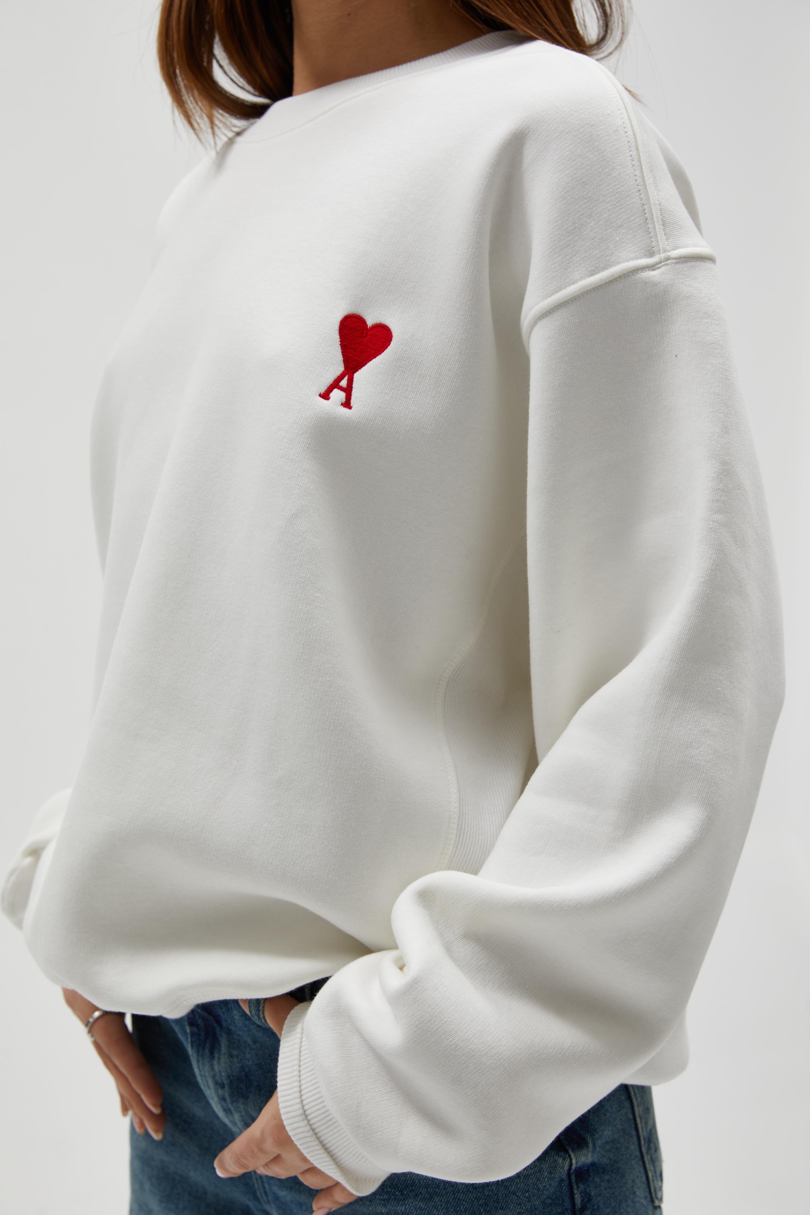 Beyaz Nakışlı Sweatshirt