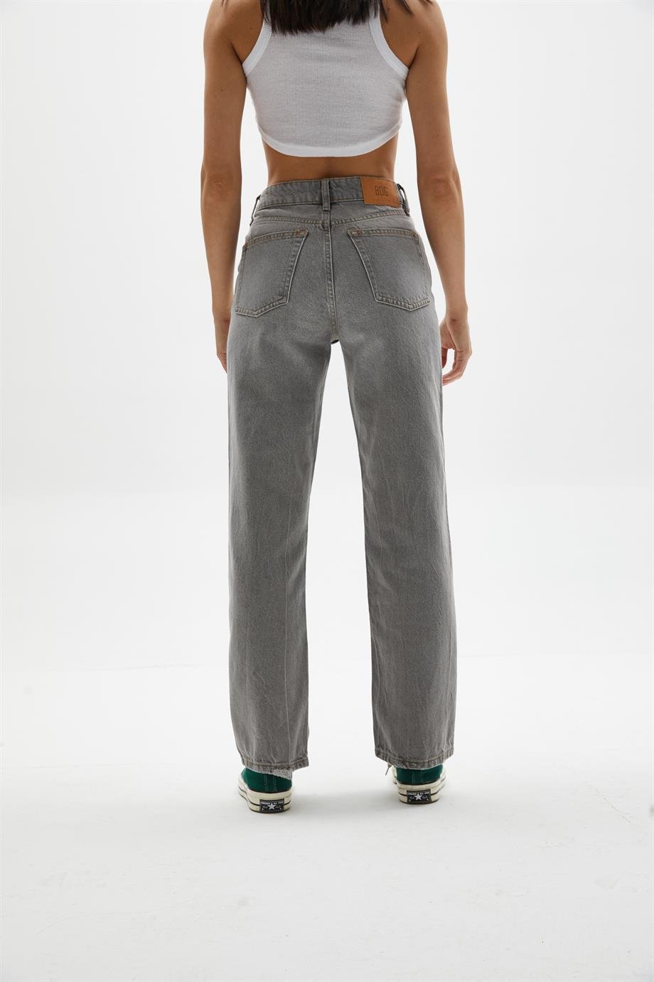 Gri Straight Fit Jean