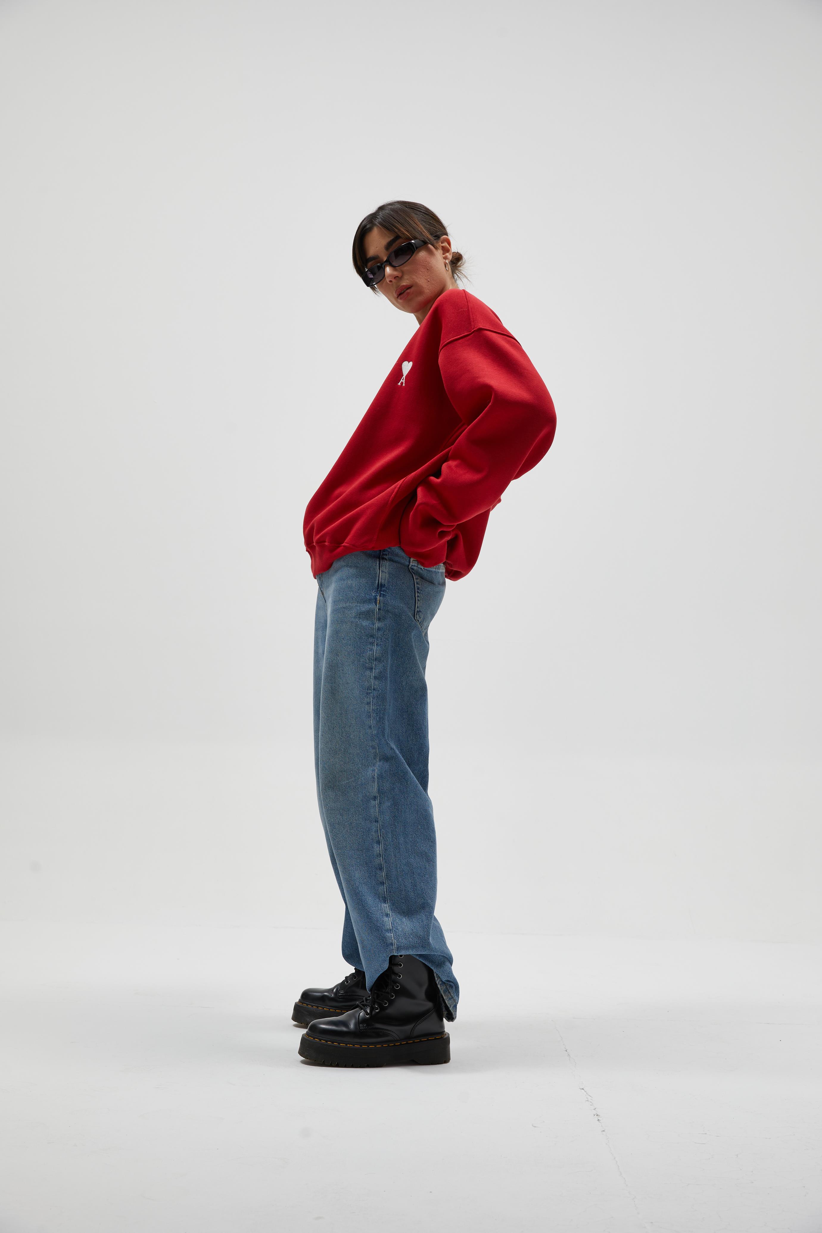Kırmızı Nakışlı Sweatshirt