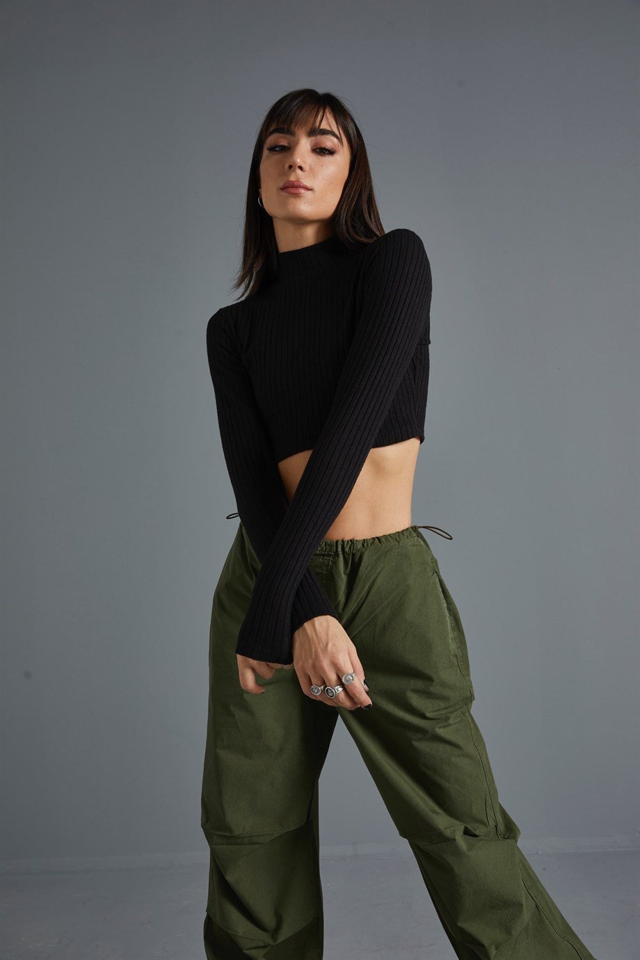 Siyah Fitilli Pamuk Top