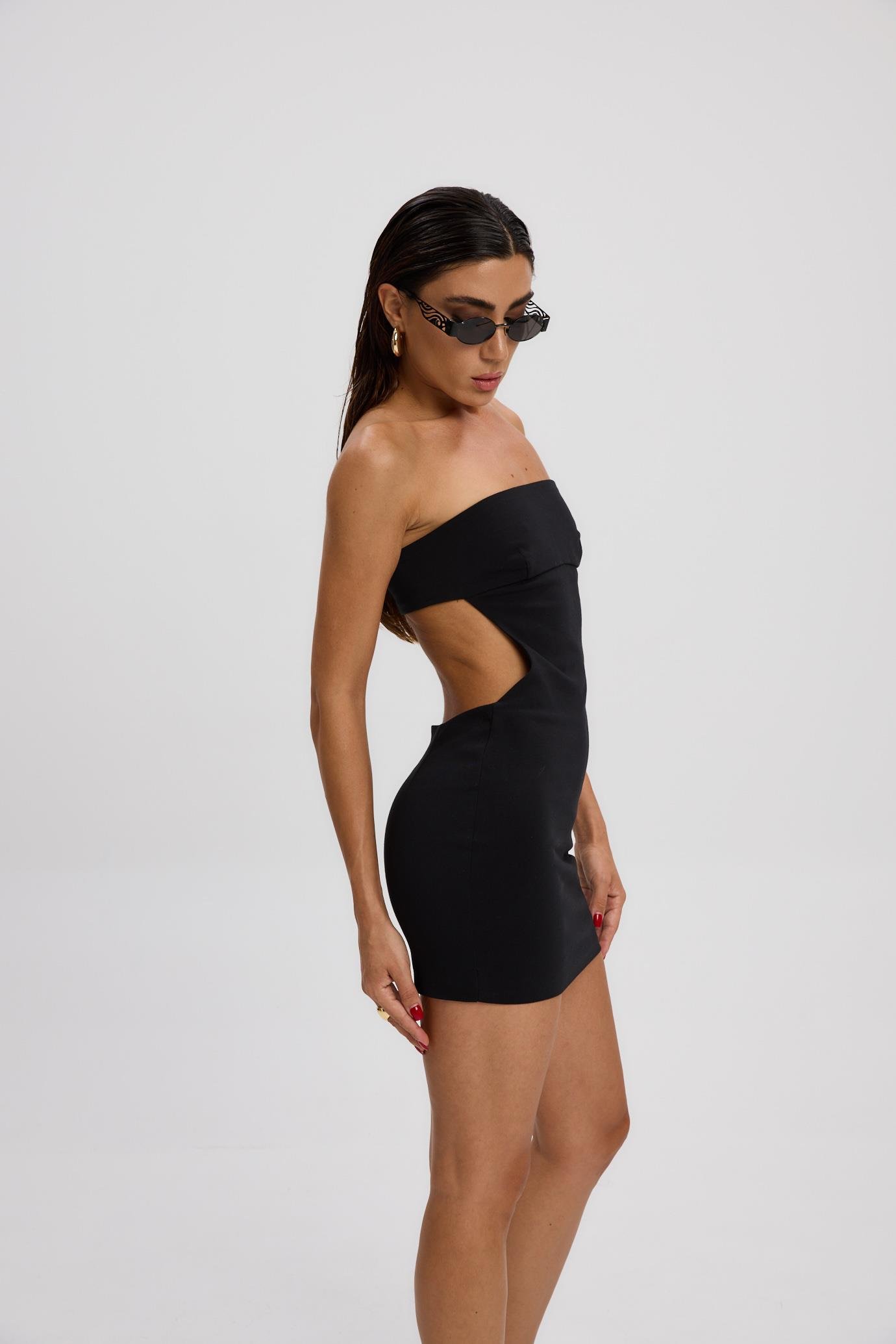 Siyah Straplez Mini Elbise