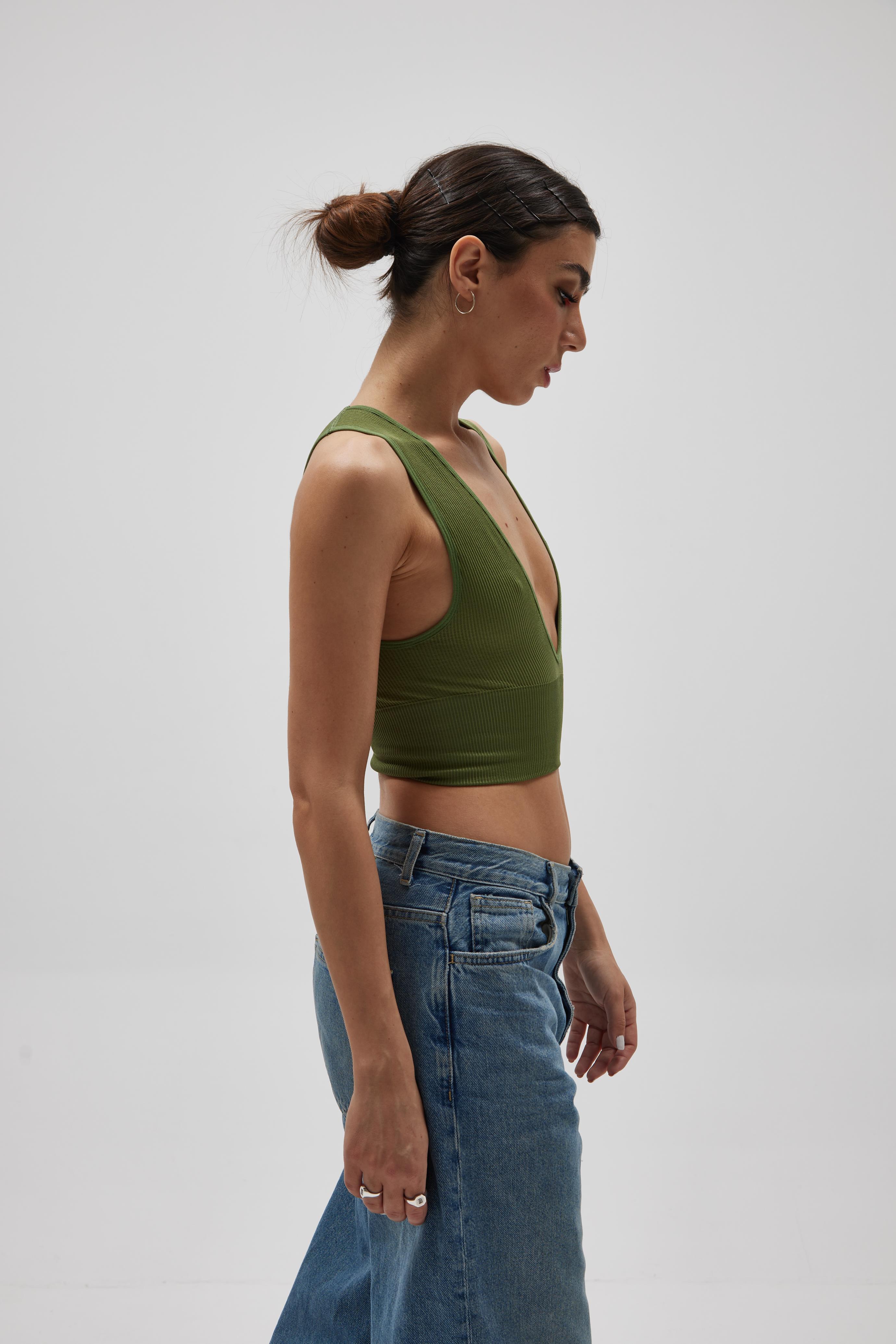 Yeşil V Yaka Top