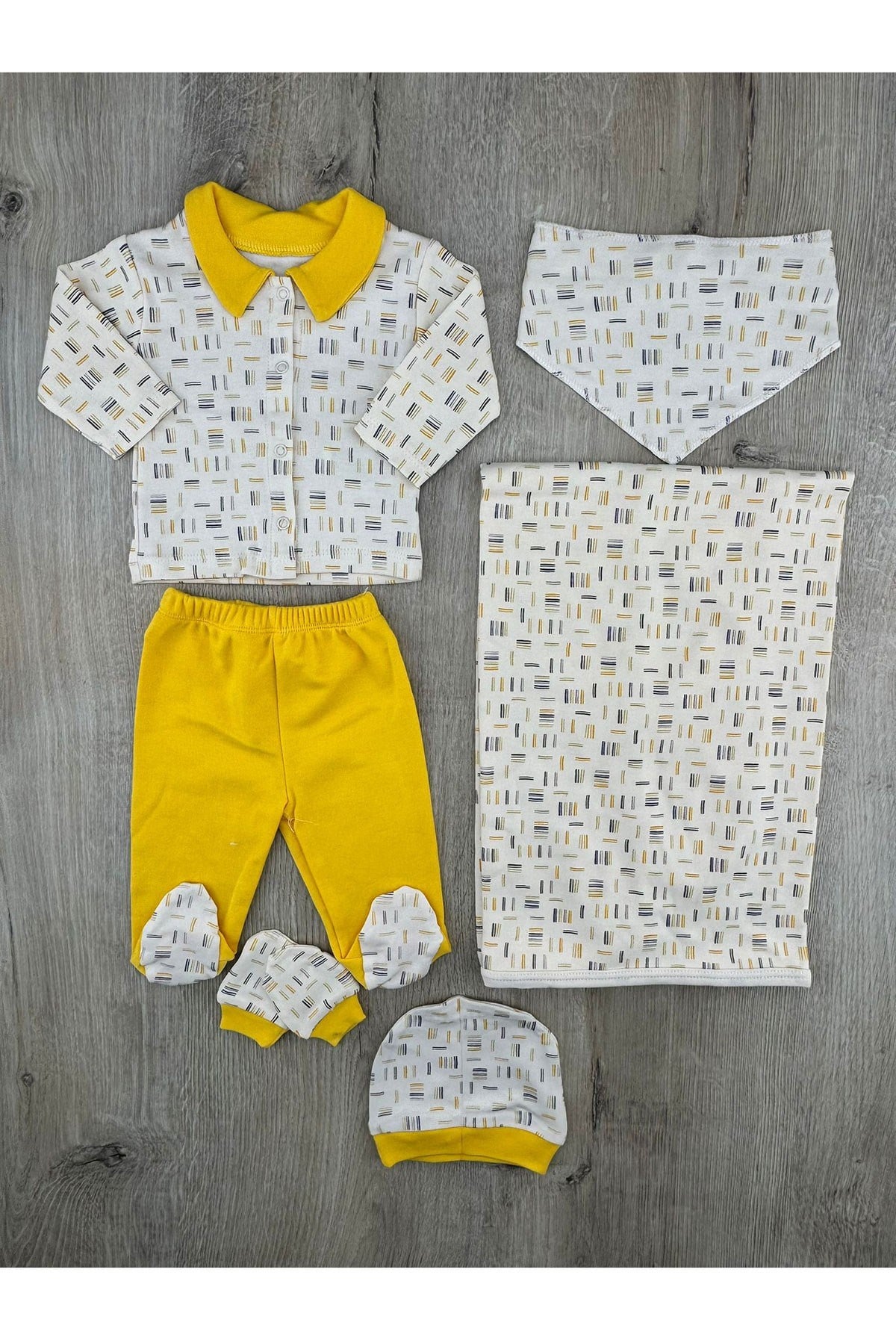 #260164 (0-3 Ay) Çizgi Desenli Battaniyeli Set