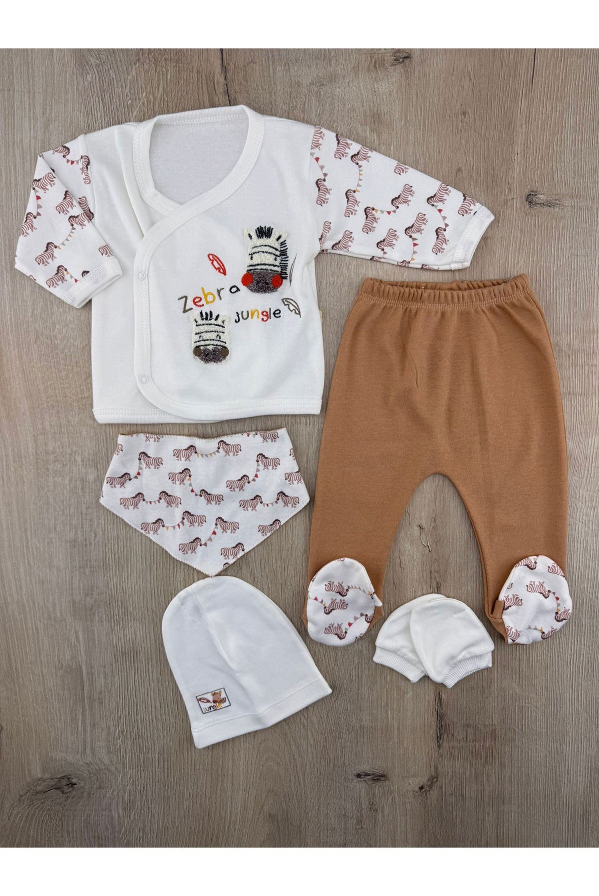 #260273 (0-3 Ay) Zebra Desenli Zıbın Takımı