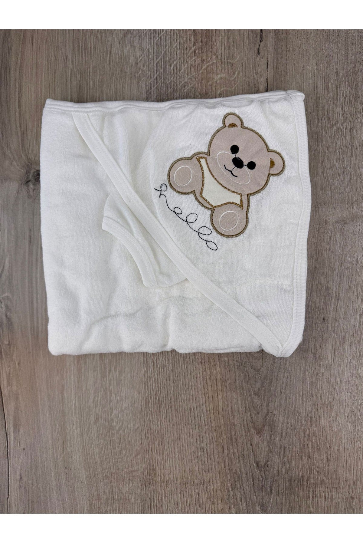 #260390 Hello Ayıcık Desenli Banyo Havlusu