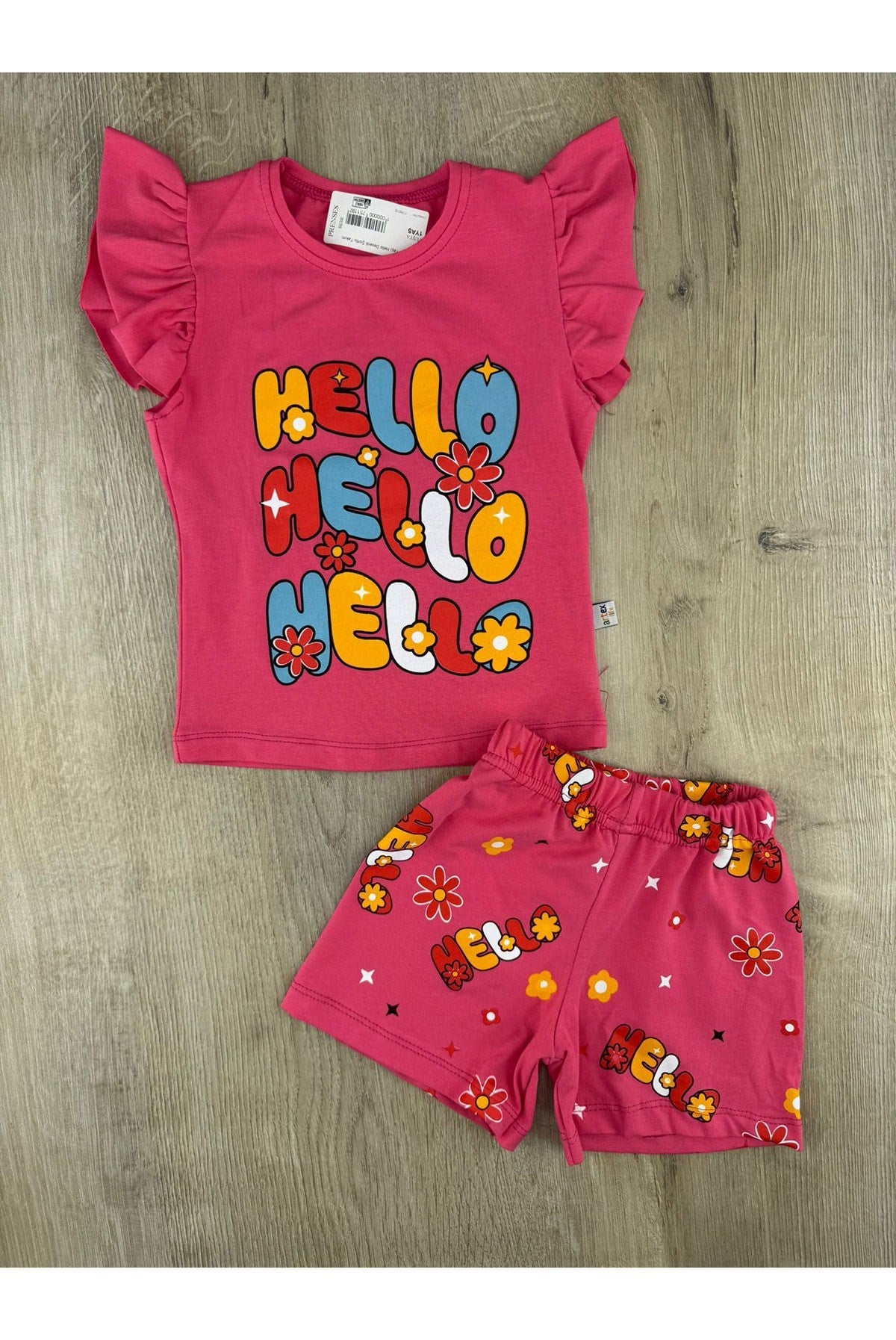 Artex (1-4 Yaş) Hello Desenli Şortlu Takım