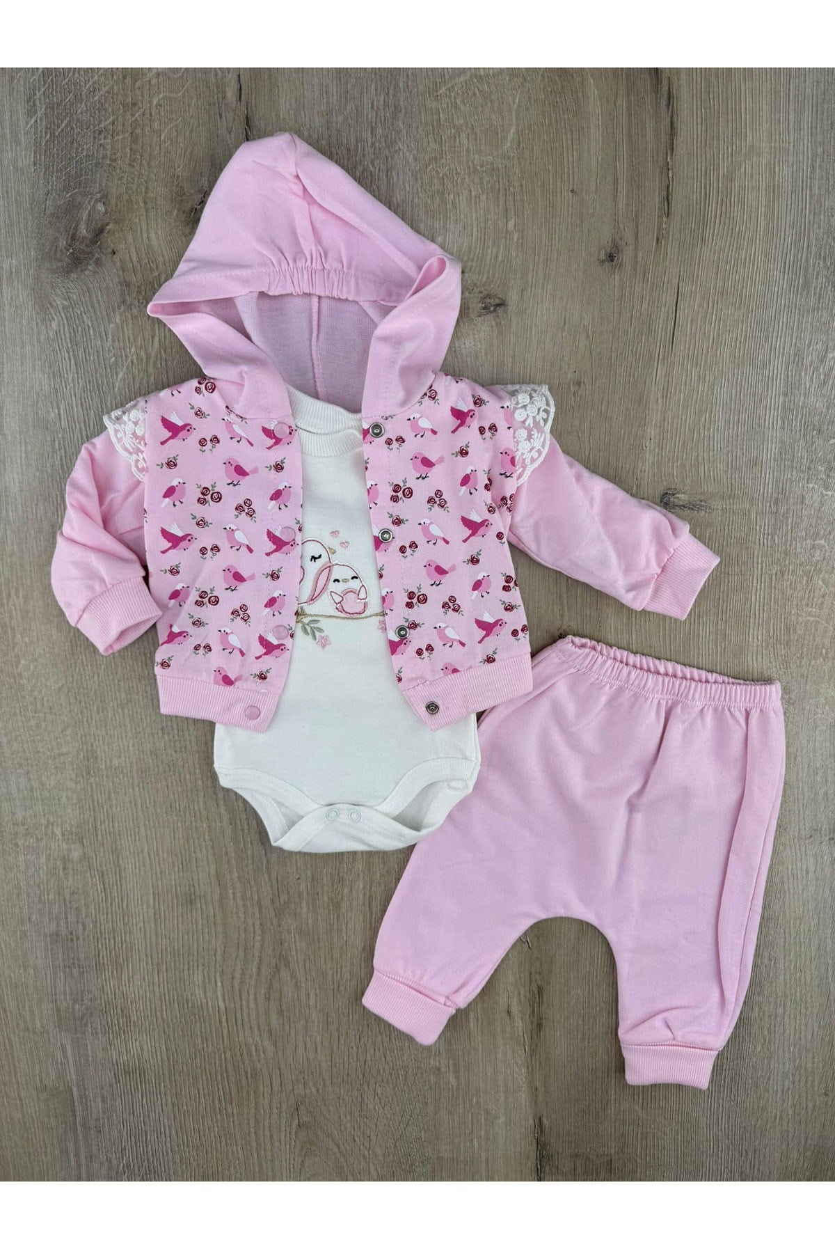 Babyim (0-9 Ay) Daldaki Kuş Desenli Hırkalı 3Lü Takım