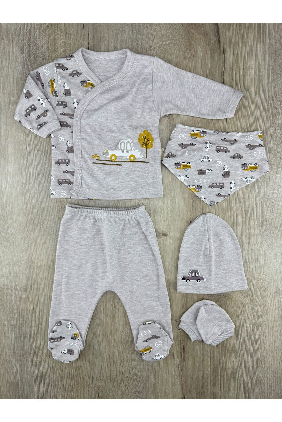 Babyim 2340 (0-3 Ay) Araba Nakışlı Zıbın Takımı