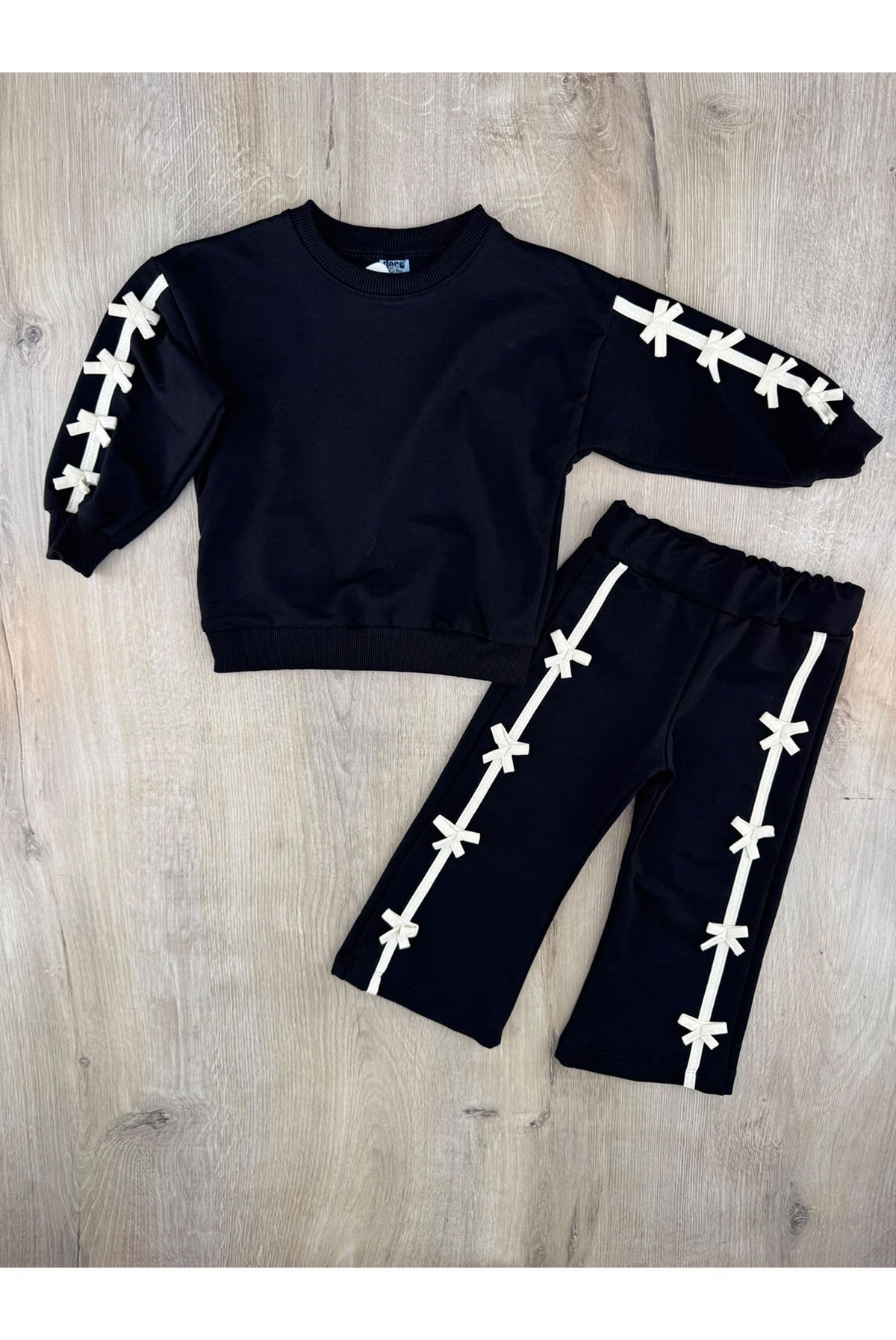 Deco 27933 (2-6 Yaş) Kolları Minik Fiyonklu Mevsimlik Takım