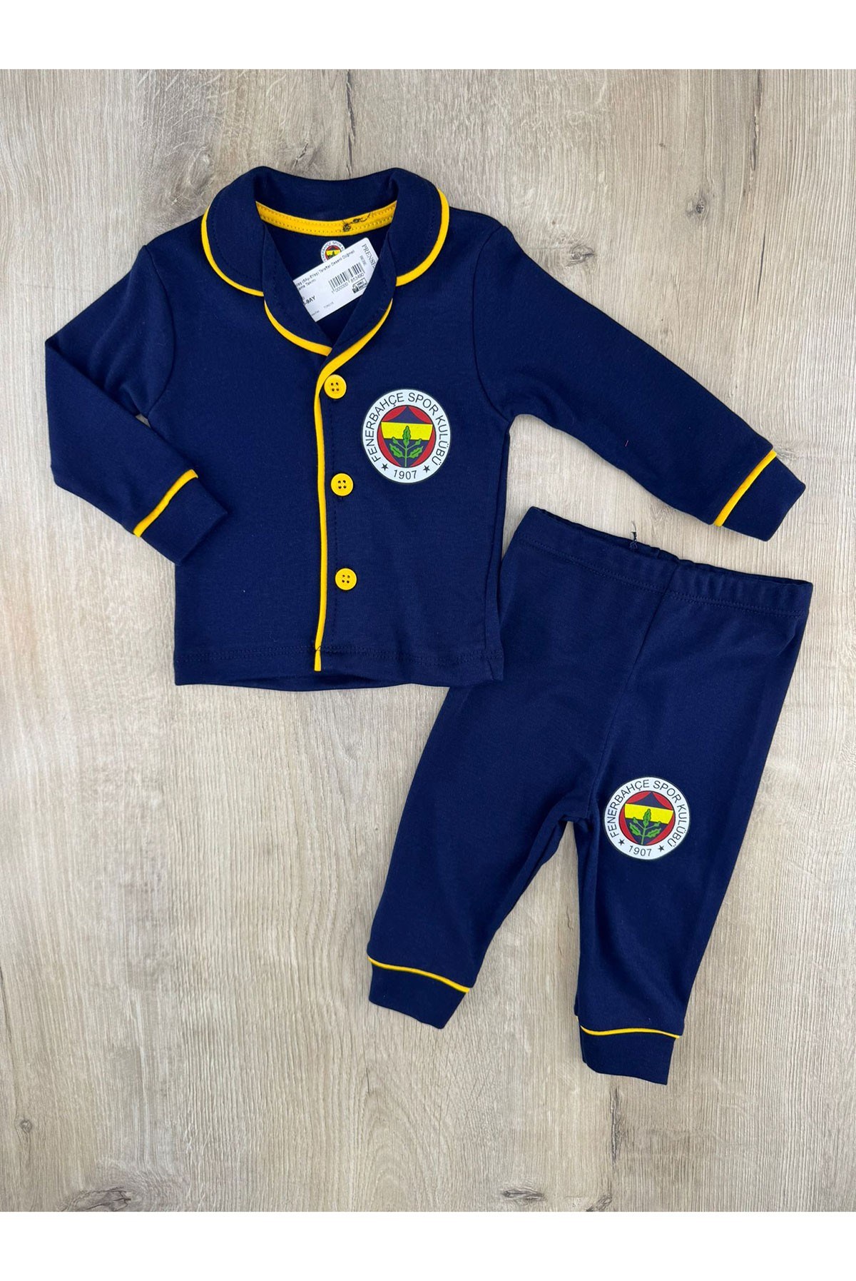 Dolaş (6Ay-6Yaş) Taraftar Desenli Düğmeli Pijama Takımı