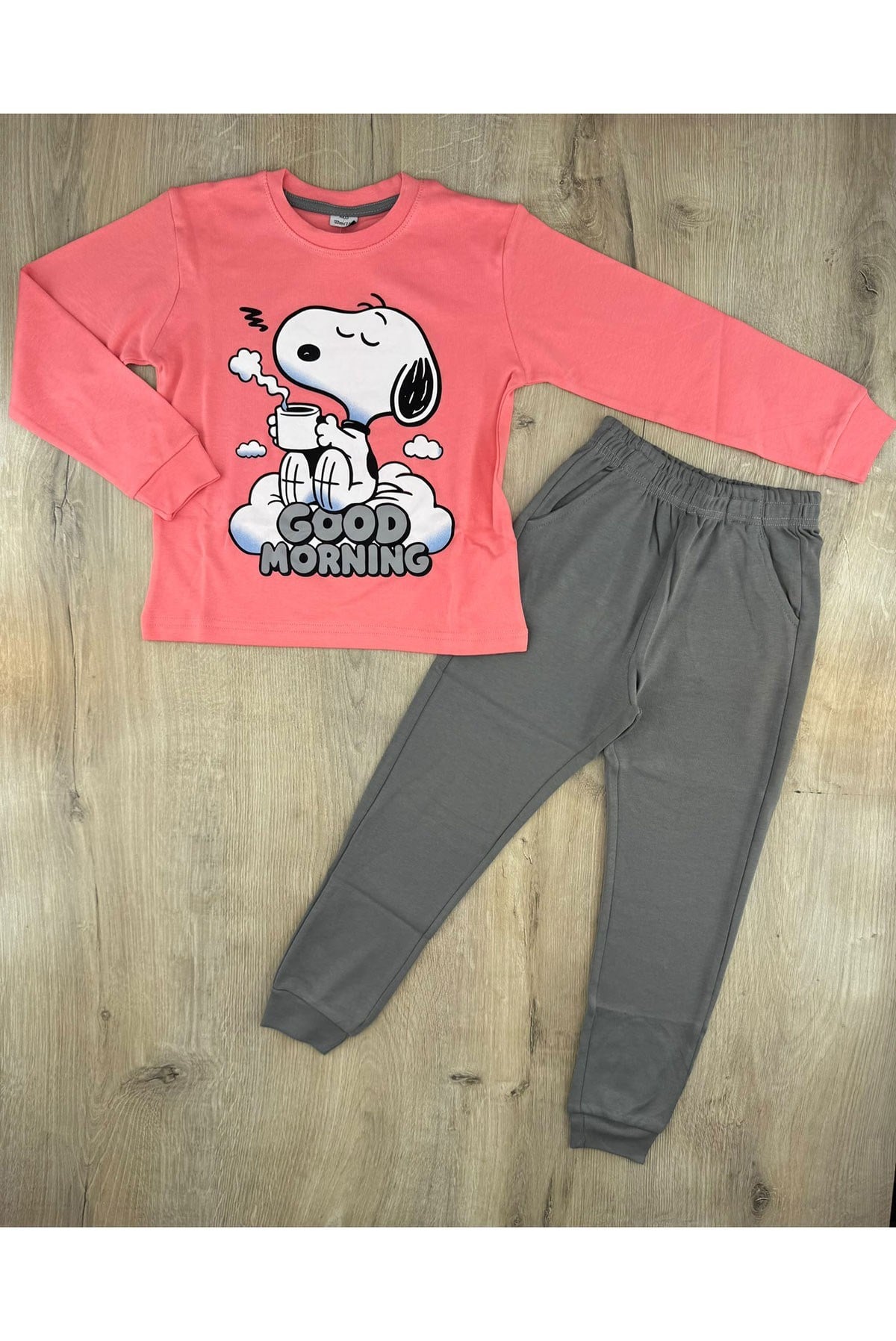 Fred (7-11 Yaş) Sevimli Snoopy Desenli Pijama Takımı
