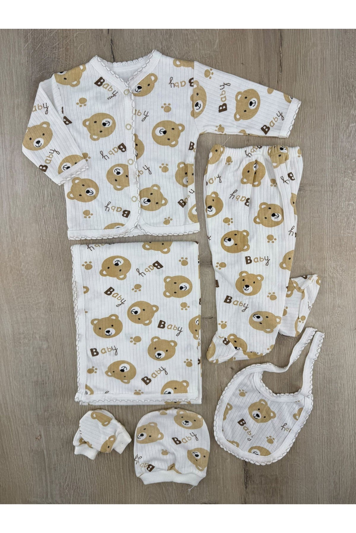 Gonca Bebe (0-3 Ay) Ayıcık Desenli Battaniyeli 6Lı Zıbın Takımı