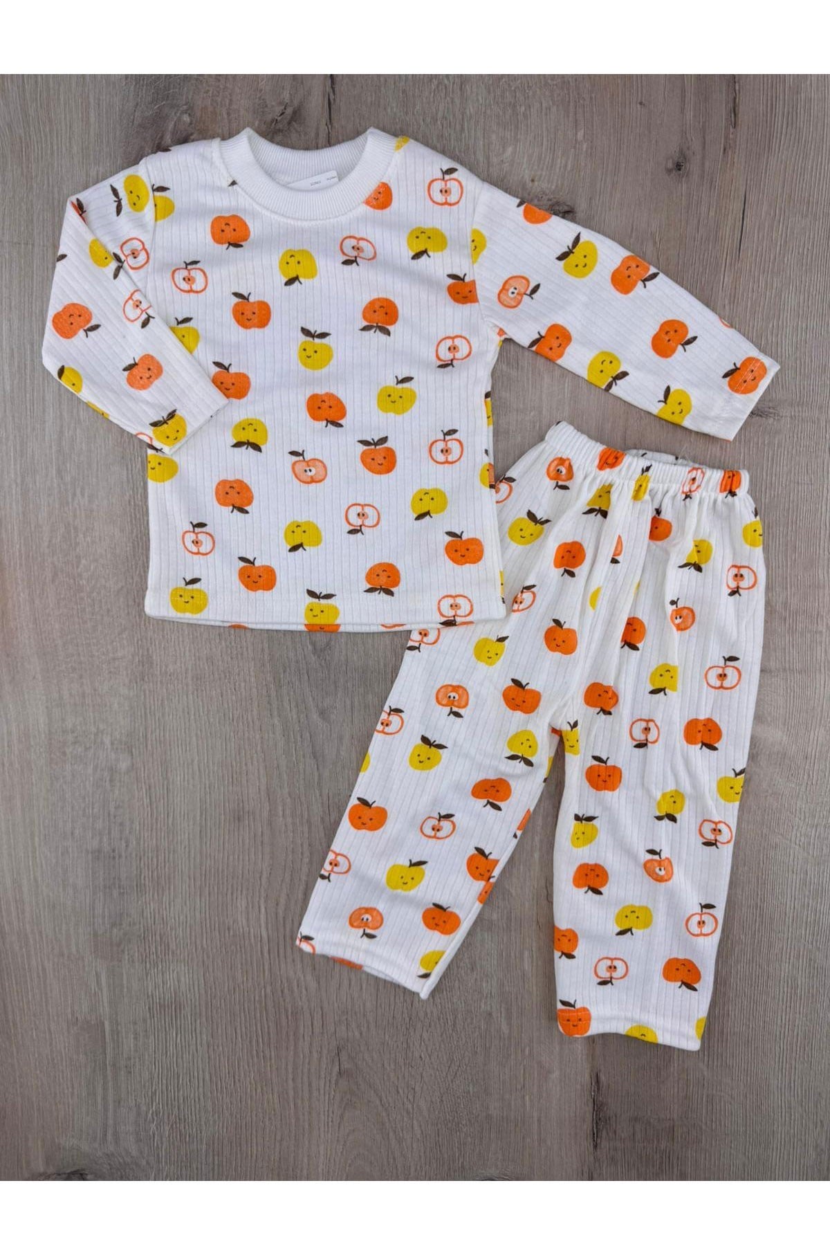 Gonca Bebe (1-2-3 Yaş) Elma Desenli Pijama Takımı