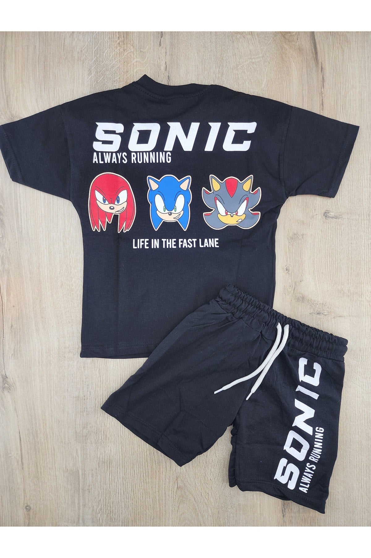Jeliboom (3-10 Yaş) Sonic Ve Arkadaşları Desenli Şortlu Takım