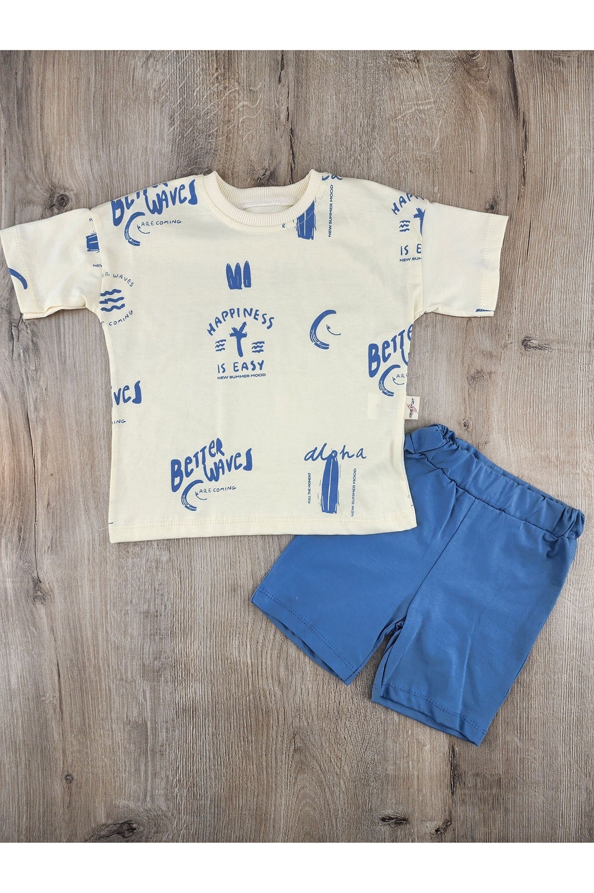 Karamsa (2-5 Yaş) Wave Desenli Şortlu Takım