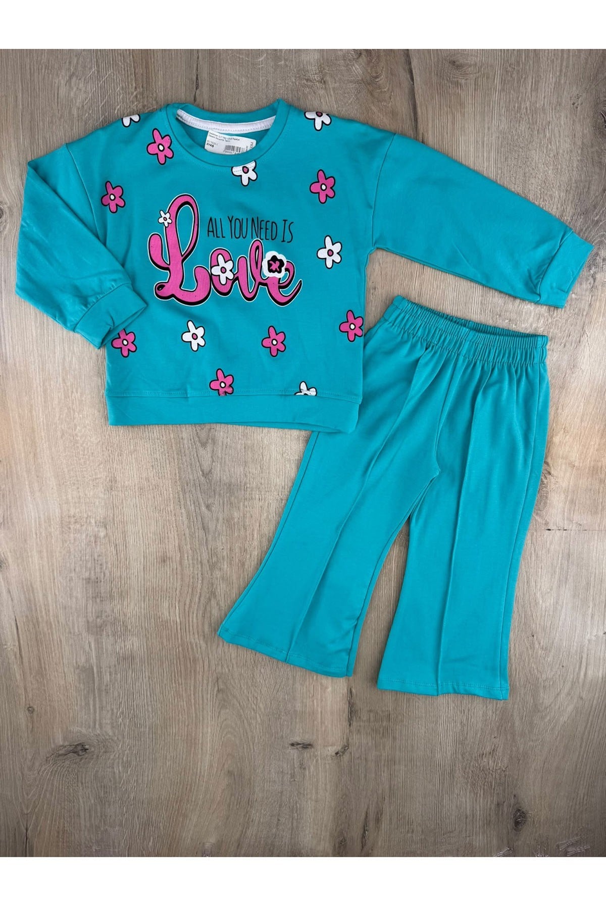 Keskincan (3-7 Yaş) LOVE Papatya Desenli Mevsimlik Takım