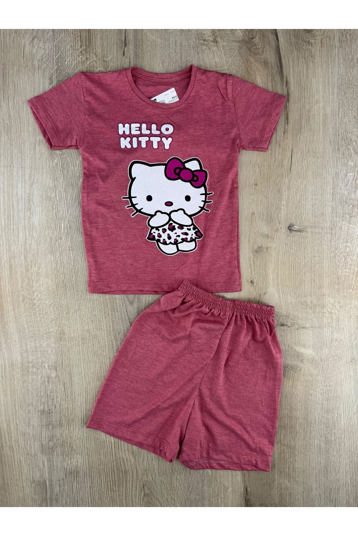 Keskincan-33 (2-5 Yaş)i Hello Kitty Desenli Şortlu Takım