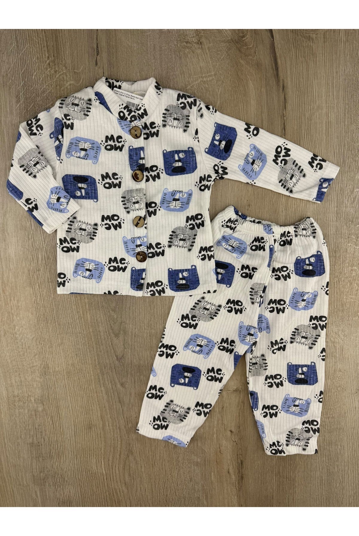 Makkuk (6-9-12-18 Ay) Renkli Kedi Desenli Önden Düğmeli Pijama Takımı