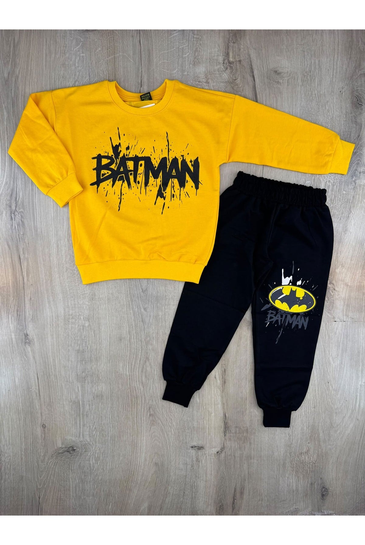 MDY (3-10 Yaş) Batman Desenli Sırt Baskılı Mevsimlik Takım