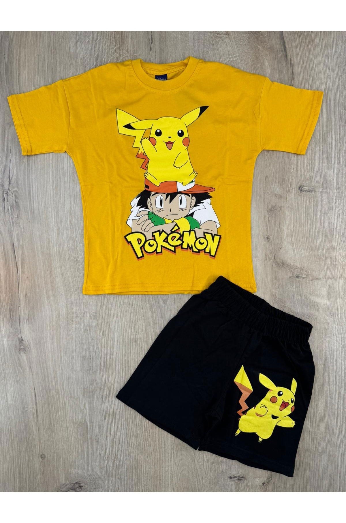 MDY (3-10 Yaş) Pikachu Desenli Şortlu Takım
