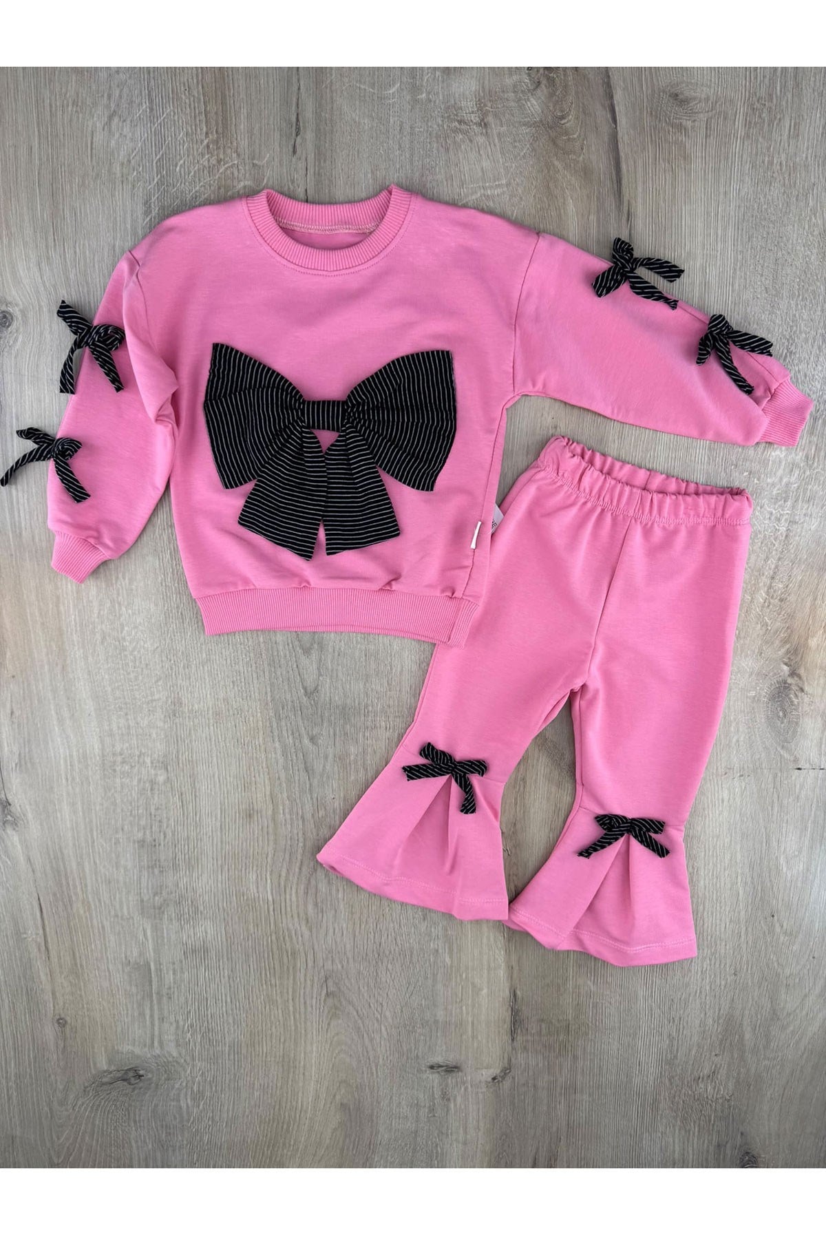 Miann (1-4 Yaş) Büyük Fiyonklu Kolları Fiyonklu Mevsimlik Takım