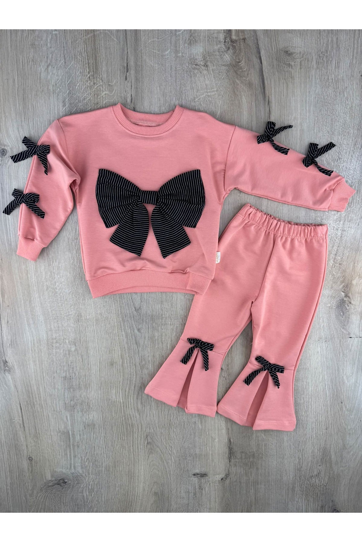 Miann (1-4 Yaş) Büyük Fiyonklu Kolları Fiyonklu Mevsimlik Takım