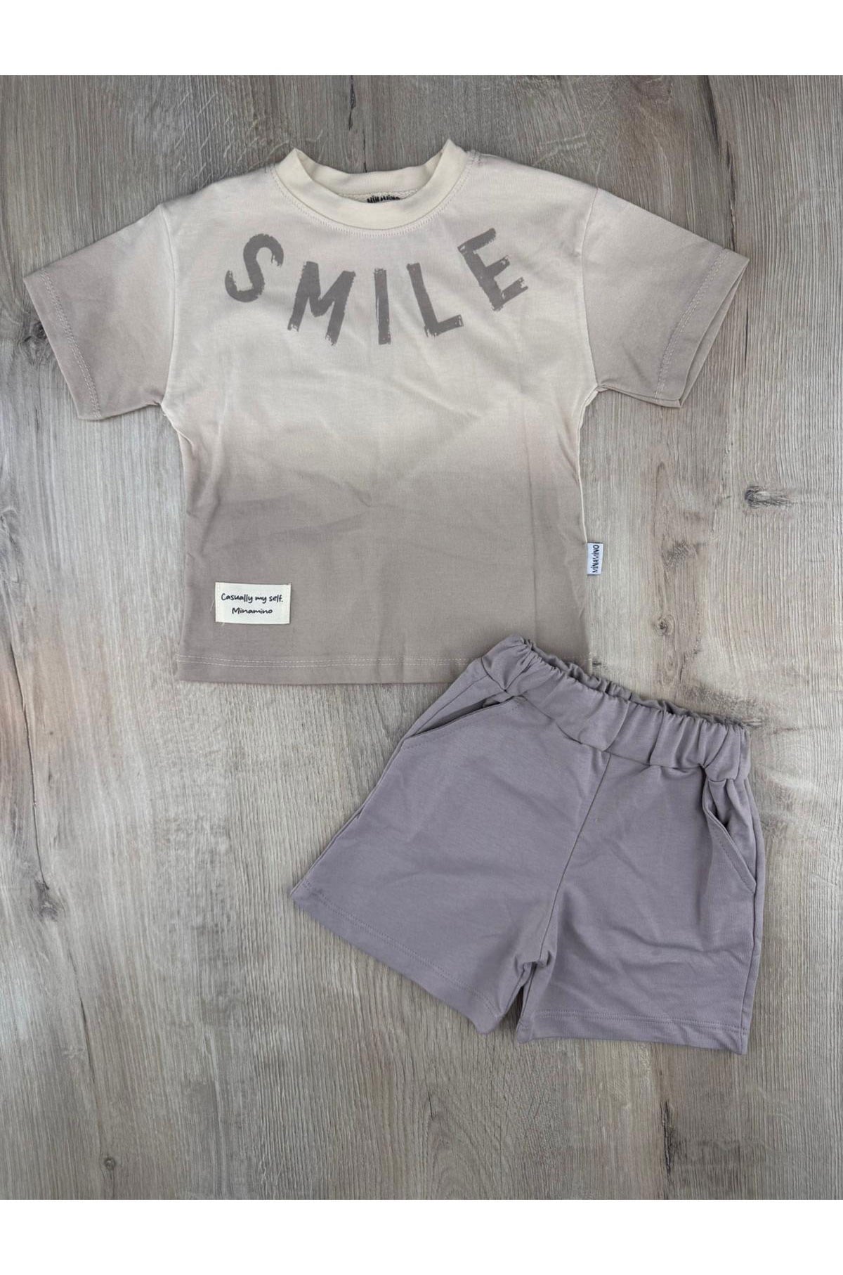 Minamino (2-5 Yaş) Smile Desenli Şortlu Takım