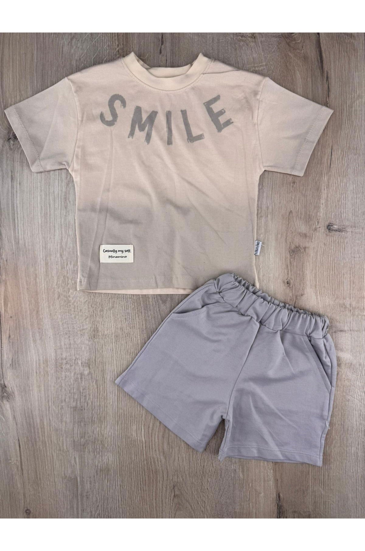 Minamino (2-5 Yaş) Smile Desenli Şortlu Takım