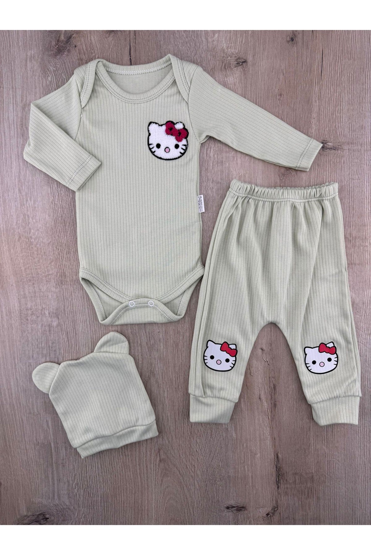 Minibird (3-6-9 Ay) Hello Kitty Desenli Çıtçıtlı Badili Şapkalı Takım
