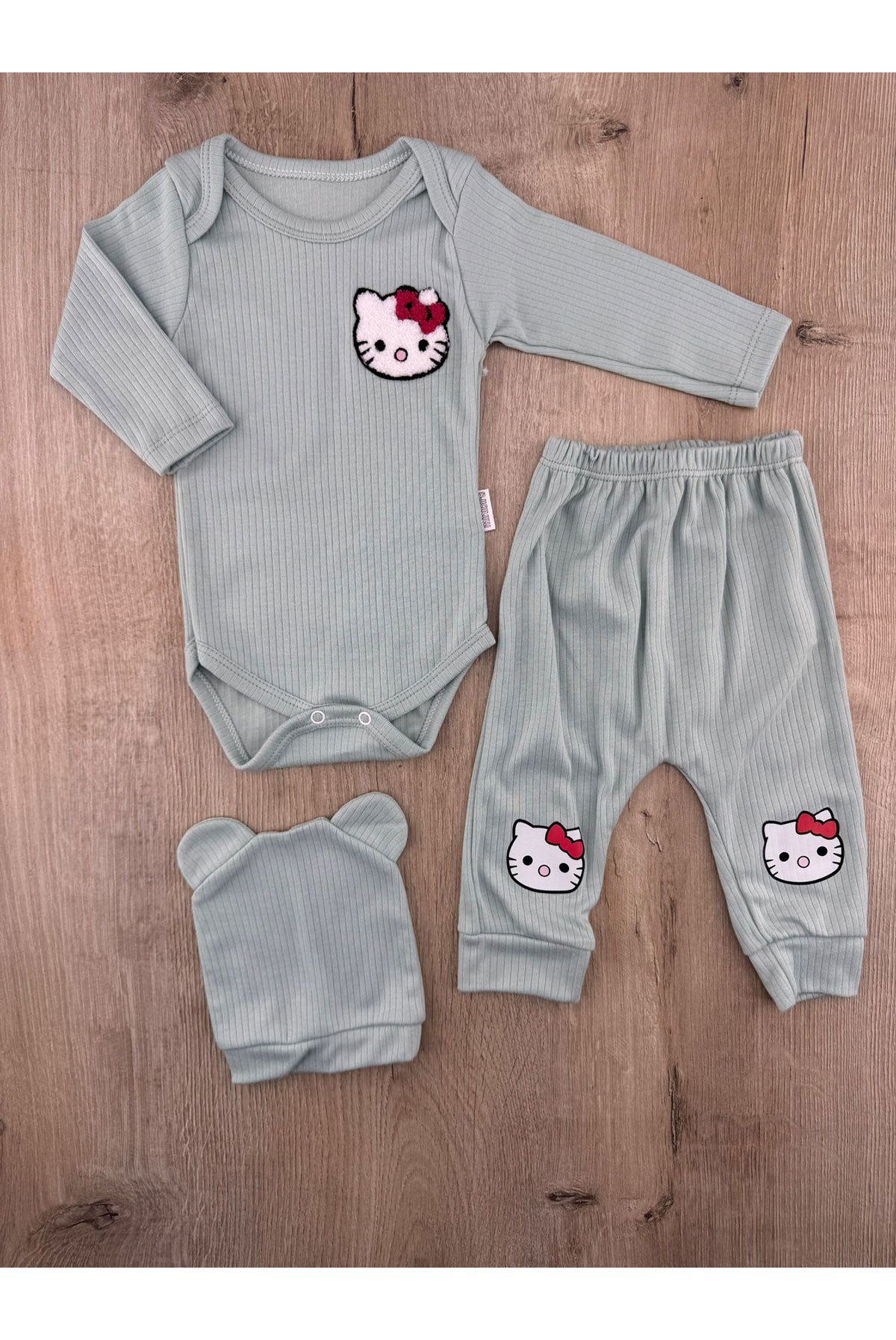 Minibird (3-6-9 Ay) Hello Kitty Desenli Çıtçıtlı Badili Şapkalı Takım