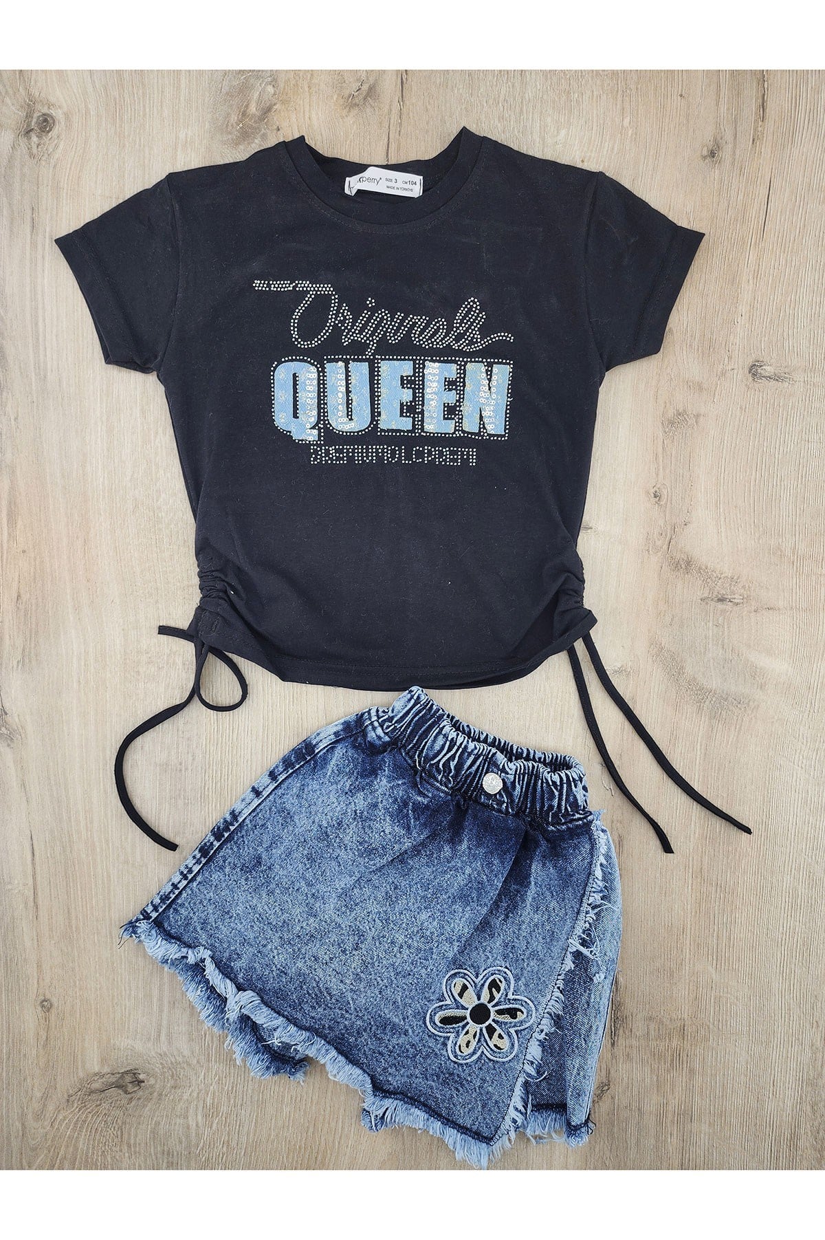 Mix Perry (3-10 Yaş ) QUEEN Desenli Kot Şortlu Takım